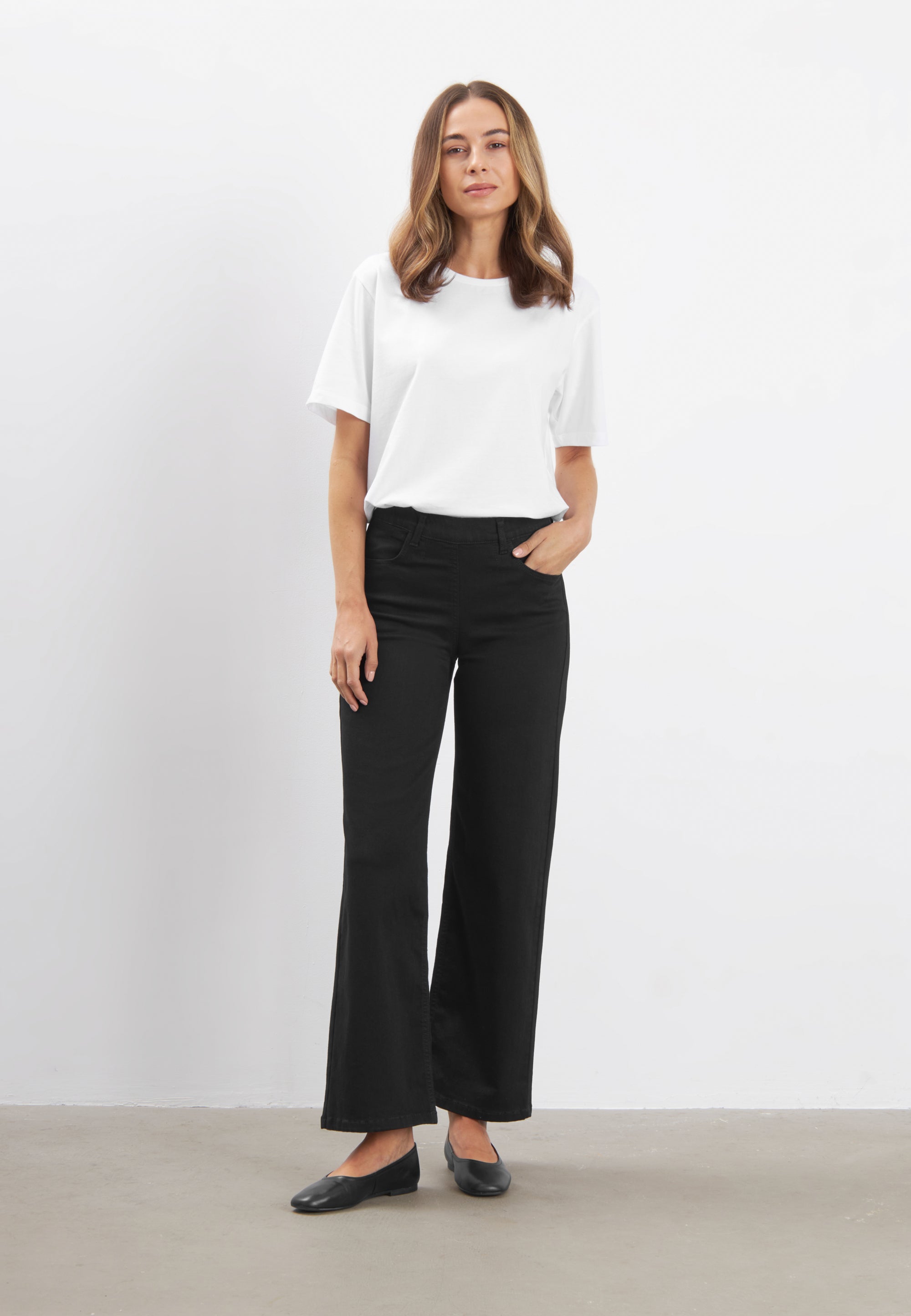 LAURIE Donna Loose - Short Length Trousers LOOSE 99900 Black Denim