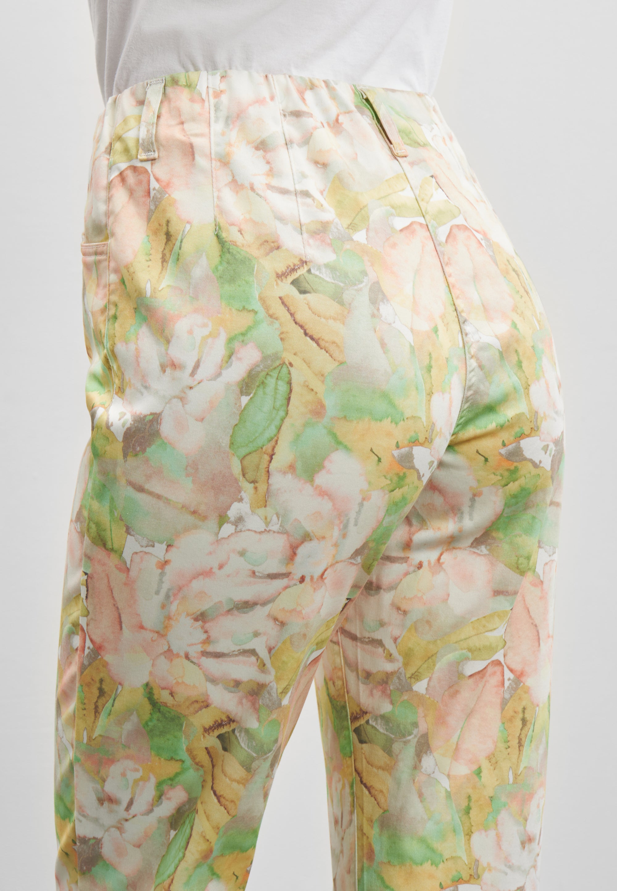 LAURIE Kelly Regular - Medium Length Trousers REGULAR 30036 Rose Watercolour