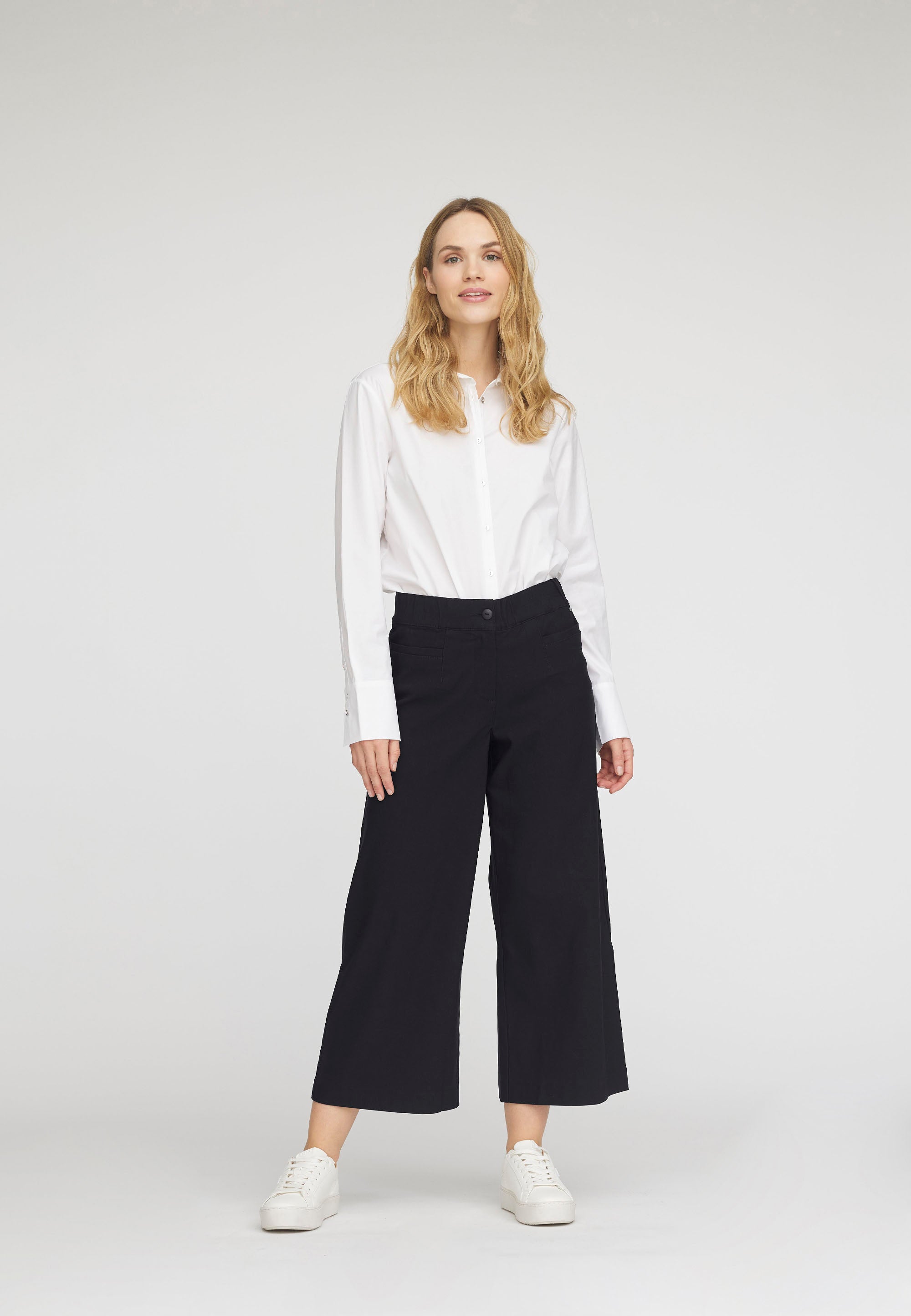 LAURIE Lester Loose Crop Trousers LOOSE 99128 Black